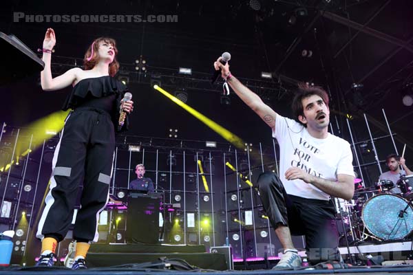 THERAPIE TAXI - 2019-07-04 - HEROUVILLE SAINT CLAIR - Chateau de Beauregard - Scene John - Adélaïde Chabannes de Balsac - Raphaël Faget-Zaoui